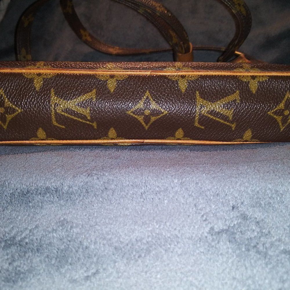 Louis Vuitton Vintage 1985 Marly Bandouliere Bag - Picture 8 of 14